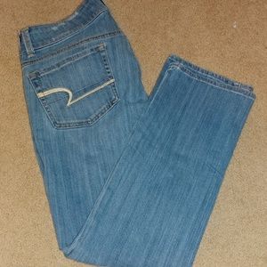 American Eagle capris